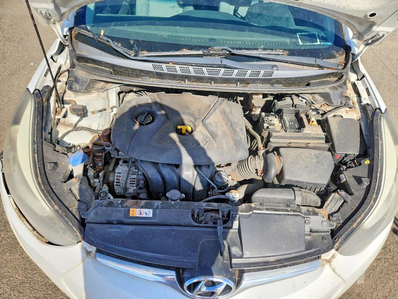 Photo 11 from auction – 2016 HYUNDAI ELANTRA with VIN 5NPDH4AE2GH744515