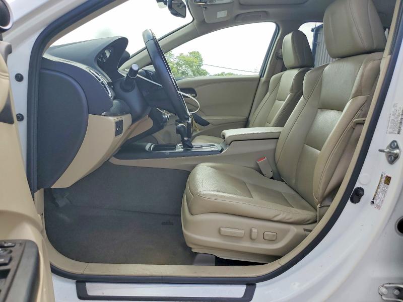 Photo 7 from auction – 2017 ACURA RDX with VIN 5J8TB4H50HL026124