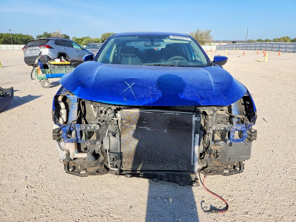 Photo 5 from auction – 2016 HONDA CIVIC with VIN 19XFC2F55GE023968