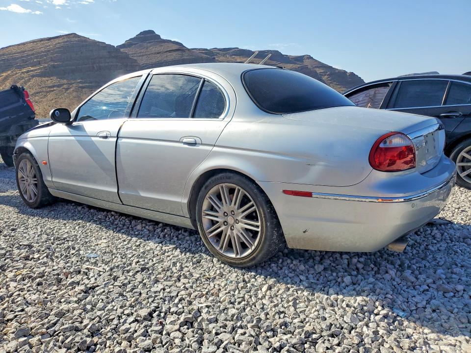 Photo 2 from auction – 2006 JAGUAR S-TYPE with VIN SAJWA01A66FN67478