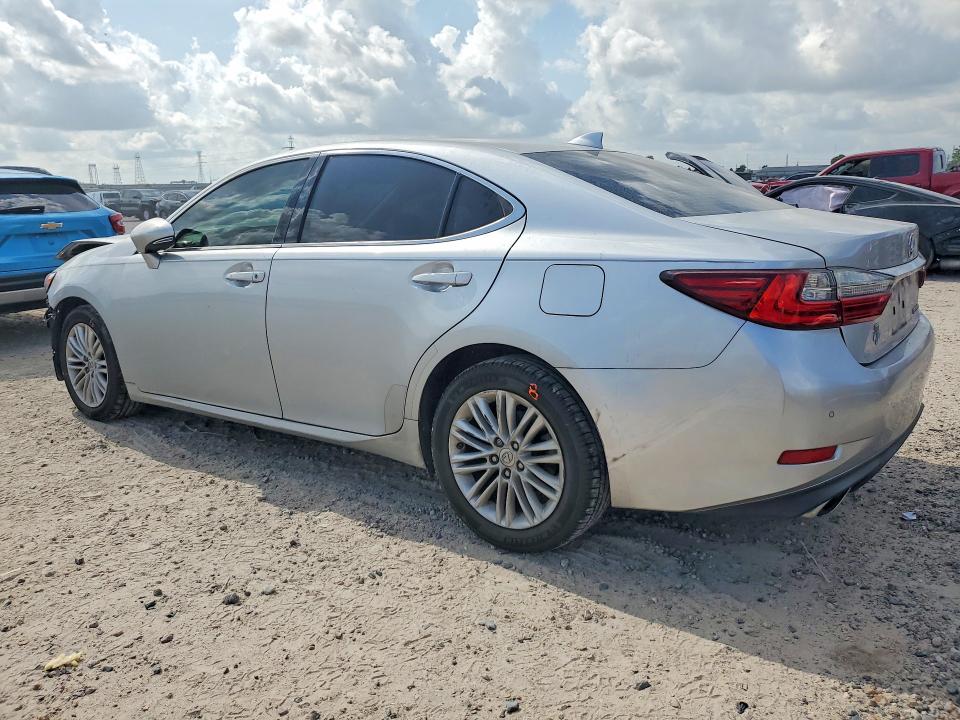 Photo 2 from auction – 2017 LEXUS ES with VIN 58ABK1GG4HU057774