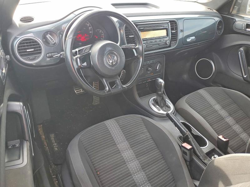 Zdjęcie 8 z aukcji – 2012 VOLKSWAGEN BEETLE z VIN 3VWVA7AT0CM621306