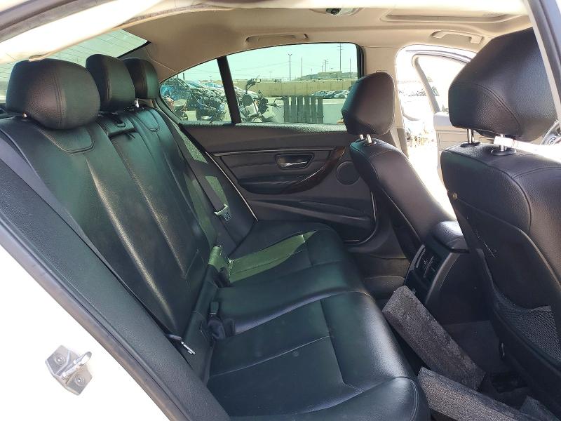 Photo 10 from auction – 2015 BMW 328 with VIN WBA3C1C56FK122535