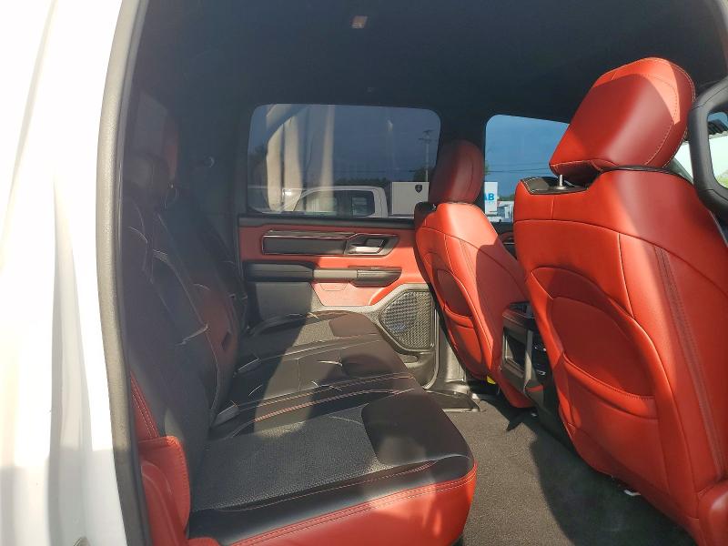 Foto 10 de la subasta – 2025 RAM 1500 con VIN 1C6SRFLP6SN536488