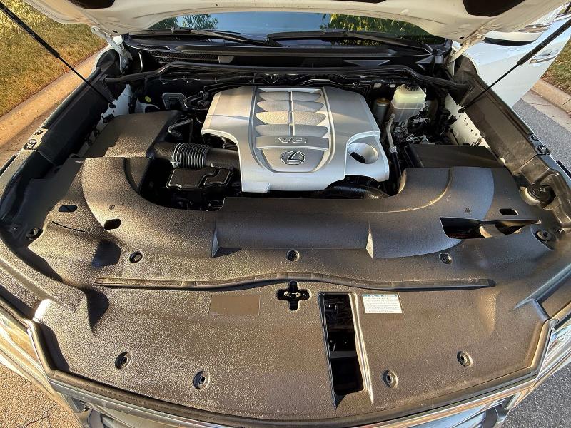 Photo 7 from auction – 2016 LEXUS LX with VIN JTJHY7AX9G4191160