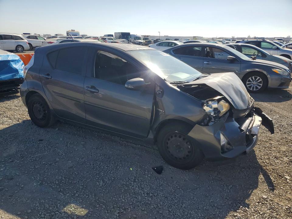 Photo 4 from auction – 2013 TOYOTA PRIUS C with VIN JTDKDTB38D1056693
