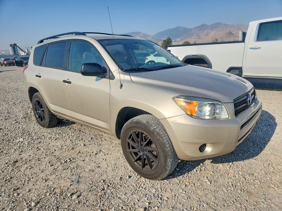 Photo 4 from auction – 2006 TOYOTA RAV4 with VIN JTMZD33V265004745