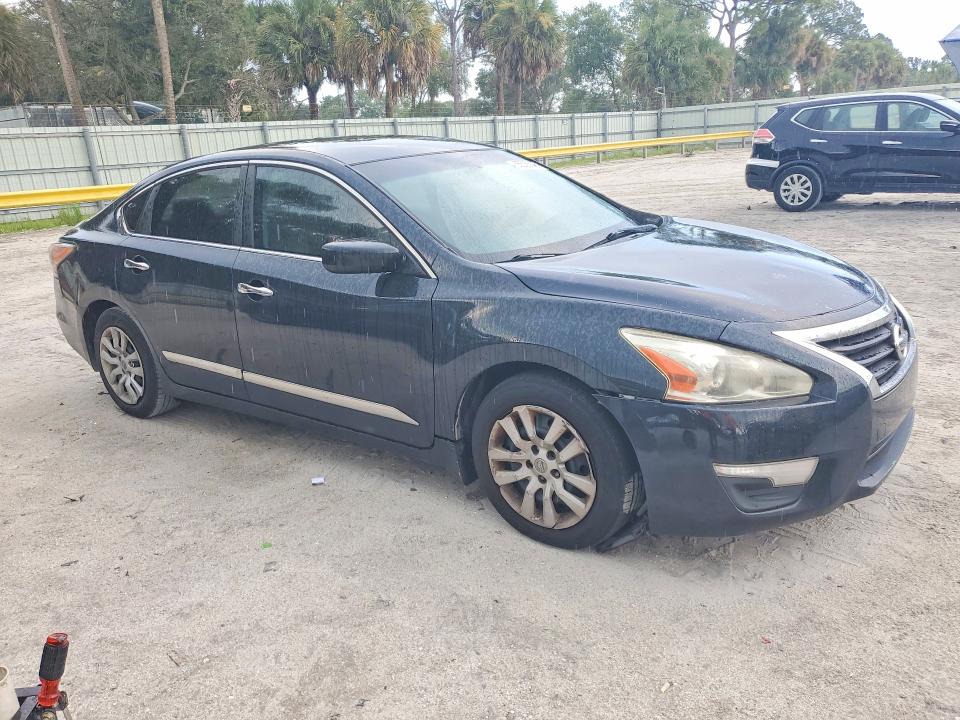 Photo 4 from auction – 2015 NISSAN ALTIMA with VIN 1N4AL3AP5FC115957