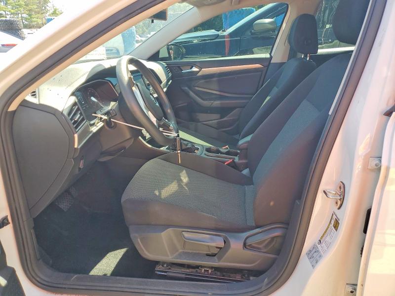 Photo 7 from auction – 2019 VOLKSWAGEN JETTA with VIN 3VWC57BU7KM227044
