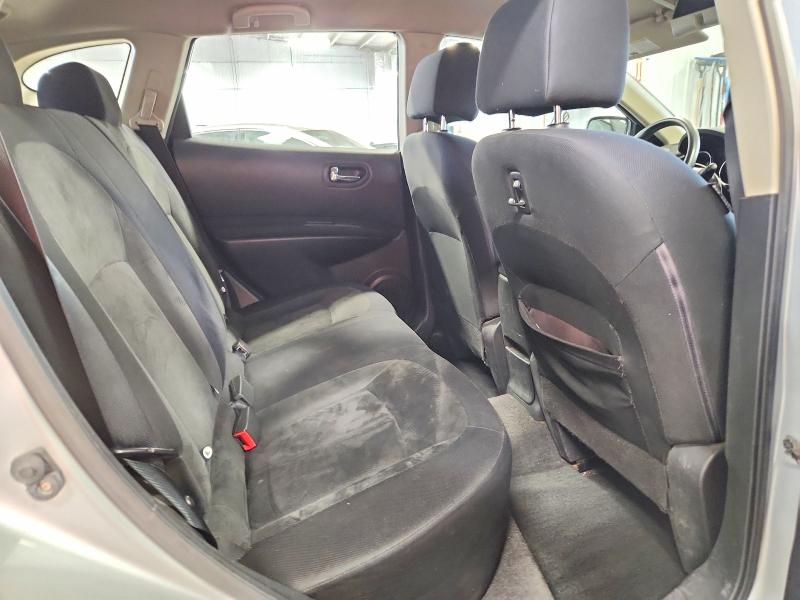 Photo 11 from auction – 2010 NISSAN ROGUE with VIN JN8AS5MVXAW118870