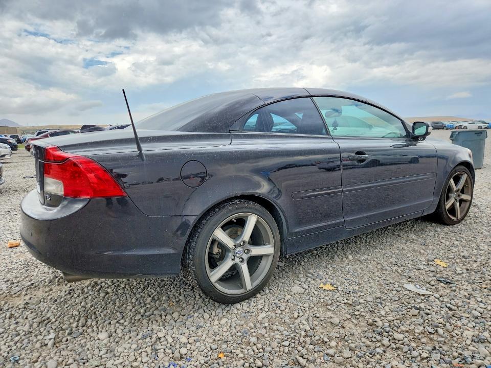 Photo 3 from auction – 2011 VOLVO C70 with VIN YV1672MC2BJ118323