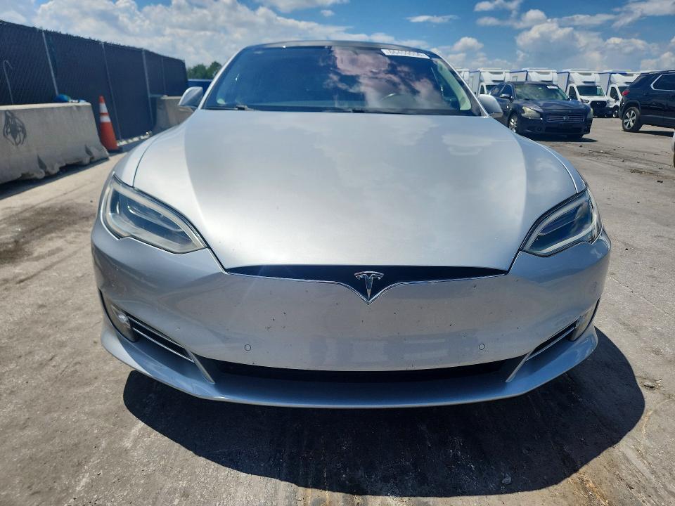 Photo 5 from auction – 2016 TESLA MODEL S with VIN 5YJSA1E23GF167843