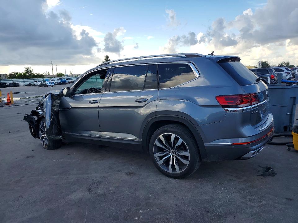 Photo 2 from auction – 2022 VOLKSWAGEN ATLAS with VIN 1V2FR2CA4NC504944