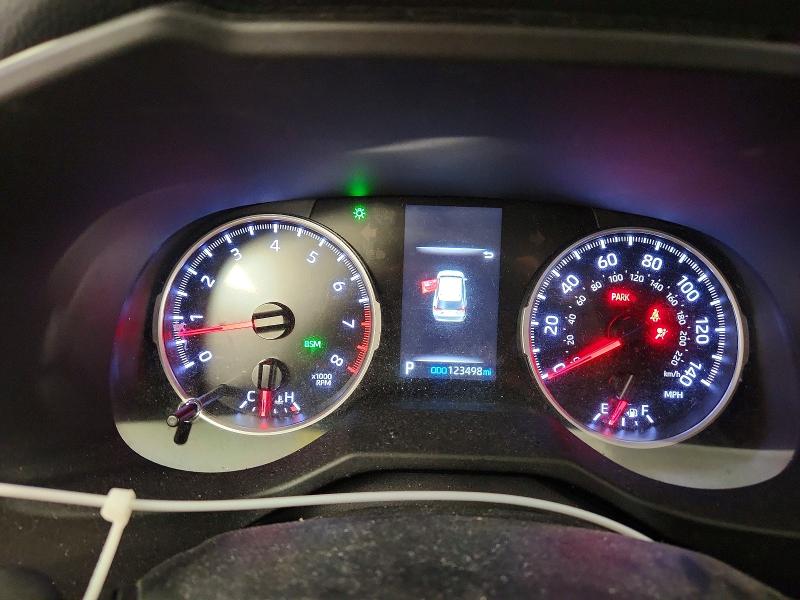 Photo 9 from auction – 2022 TOYOTA RAV4 with VIN 2T3P1RFV6NW255869