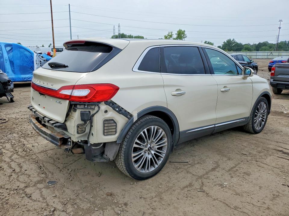 Photo 3 from auction – 2016 LINCOLN MKX with VIN 2LMPJ8LR9GBL33746