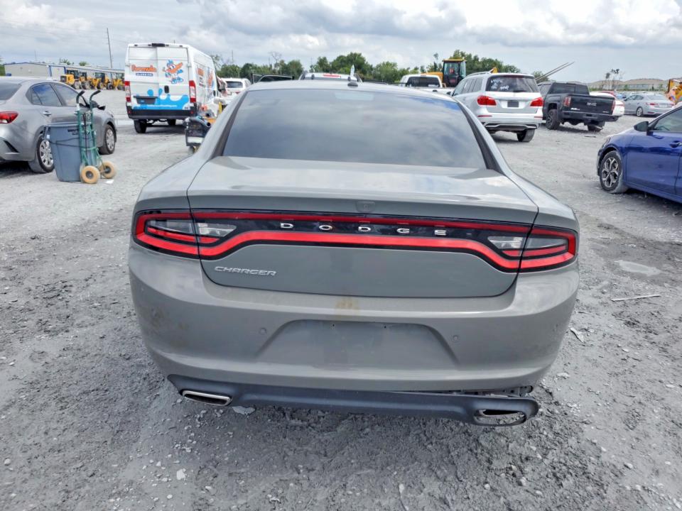 Photo 6 from auction – 2019 DODGE CHARGER with VIN 2C3CDXBG1KH717675