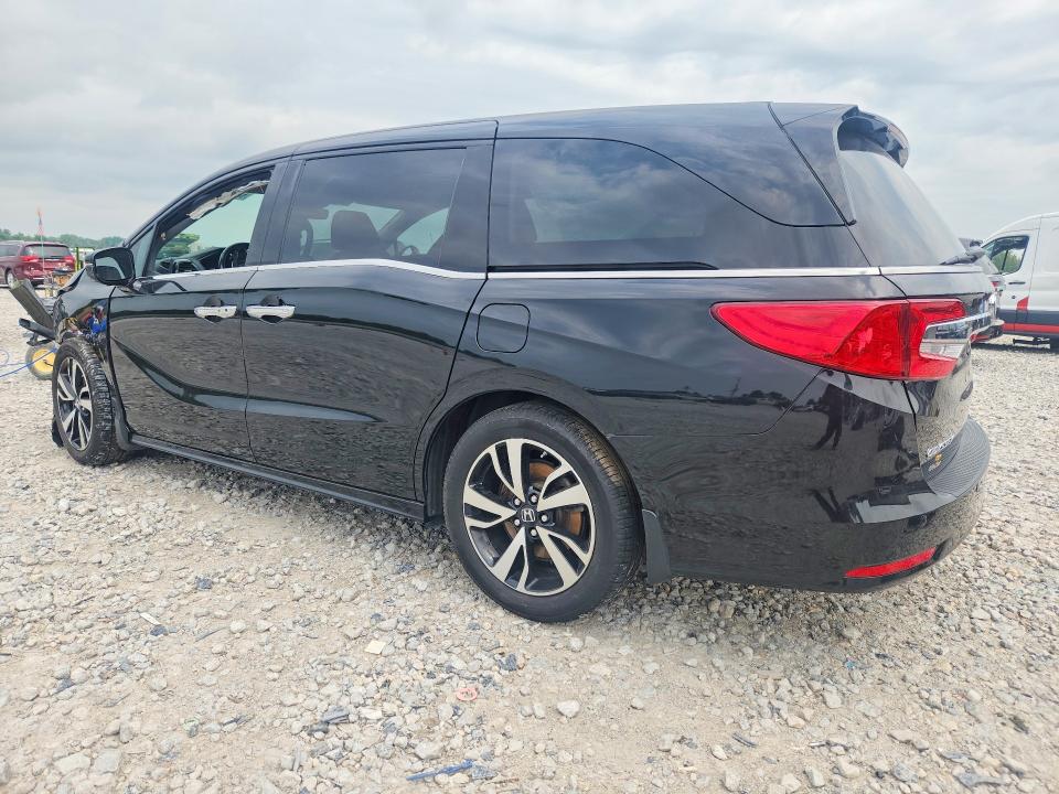 Photo 2 from auction – 2018 HONDA ODYSSEY with VIN 5FNRL6H98JB023355