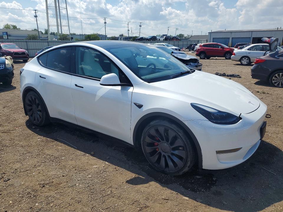 Photo 4 from auction – 2024 TESLA MODEL Y with VIN 7SAYGDEF3RA299243