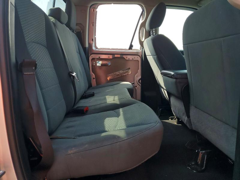 Photo 10 from auction – 2018 RAM 1500 with VIN 1C6RR7GG3JS300900
