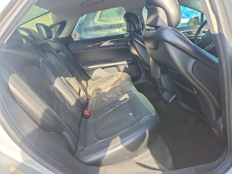 Photo 10 from auction – 2016 LINCOLN MKZ with VIN 3LN6L2GK2GR606233
