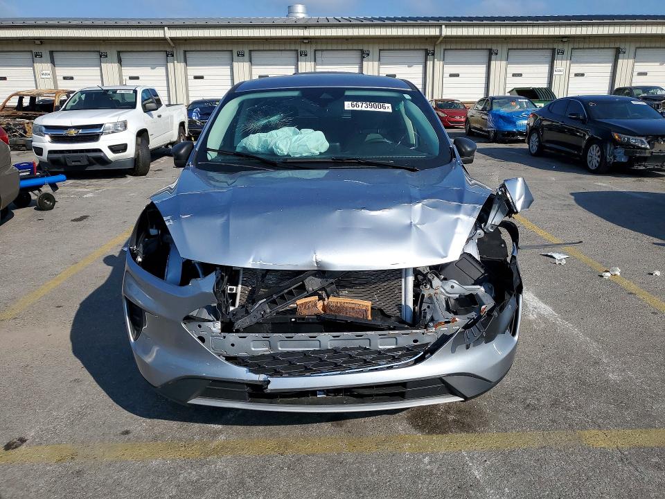 Photo 5 from auction – 2022 FORD ESCAPE with VIN 1FMCU0G67NUB85204