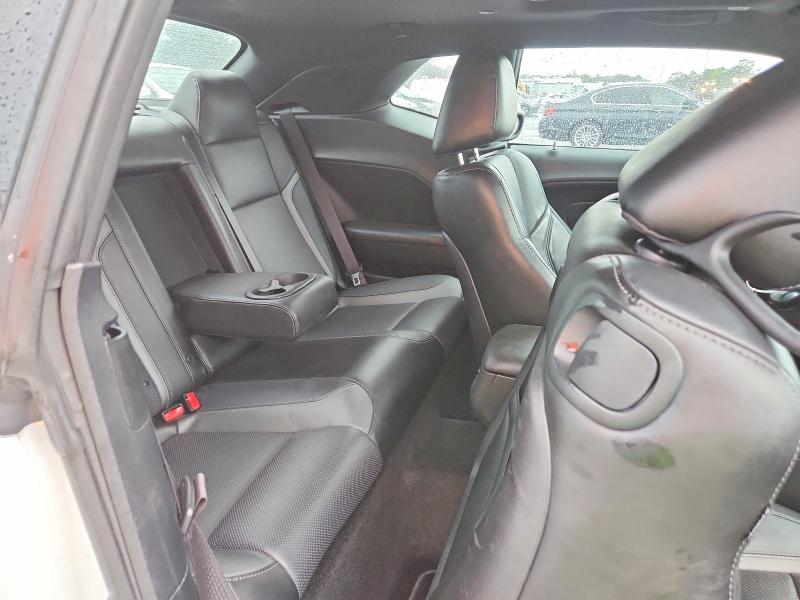 Photo 10 from auction – 2018 DODGE CHALLENGER with VIN 2C3CDZGG9JH322873