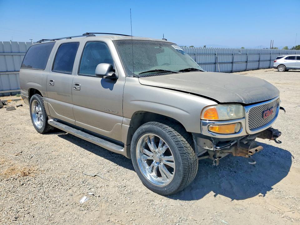 Photo 4 from auction – 2002 GMC DENALI with VIN 1GKFK66U92J251683