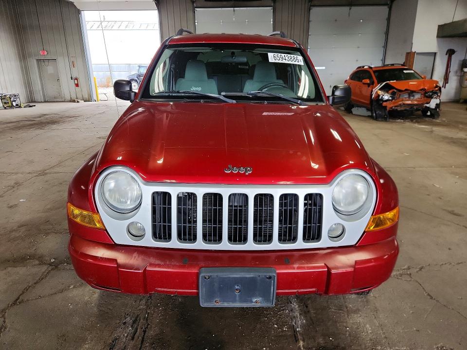 Zdjęcie 5 z aukcji – 2007 JEEP LIBERTY z VIN 1J4GL48K37W580512