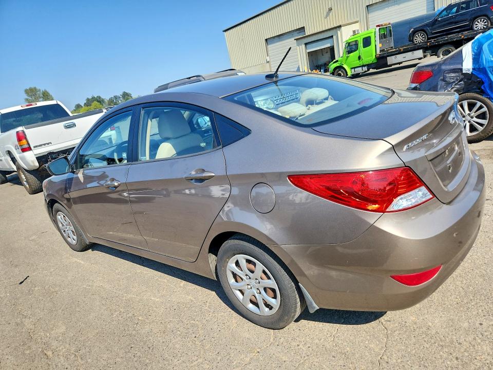 Photo 2 from auction – 2012 HYUNDAI ACCENT with VIN KMHCT4AEXCU209146