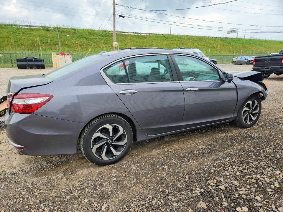 Photo 3 from auction – 2016 HONDA ACCORD with VIN 1HGCR2F86GA042478