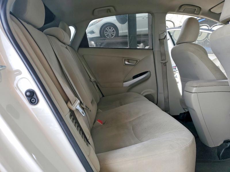 Photo 10 from auction – 2015 TOYOTA PRIUS with VIN JTDKN3DU1F0397638