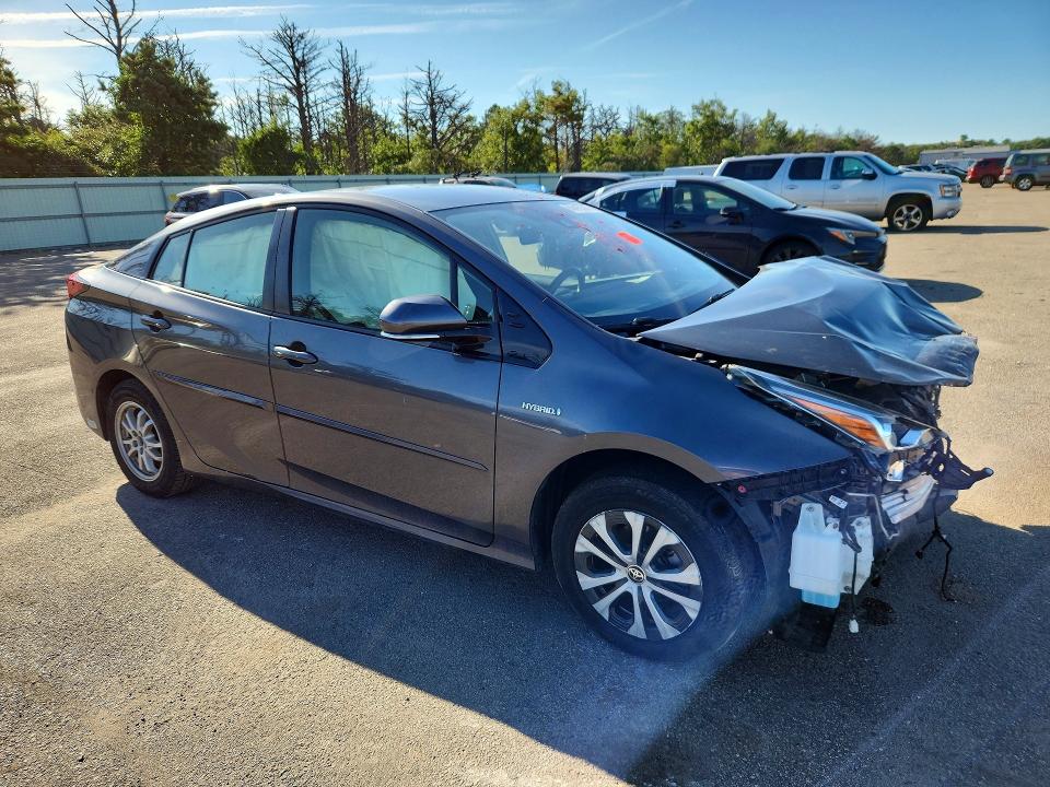 Снимка 4 от търг – 2019 TOYOTA PRIUS с VIN JTDL9RFUXK3004429