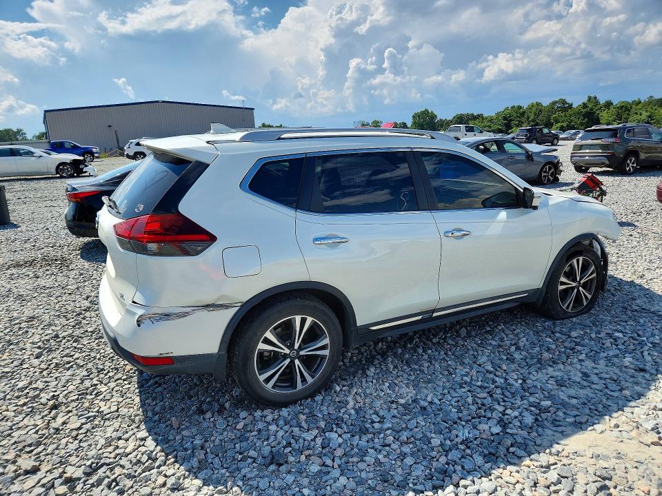 Photo 3 from auction – 2018 NISSAN ROGUE with VIN 5N1AT2MT0JC763787