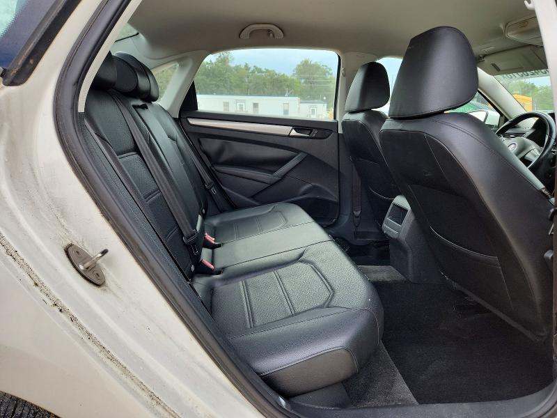Photo 10 from auction – 2015 VOLKSWAGEN PASSAT with VIN 1VWAS7A36FC089724