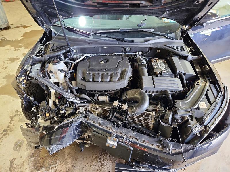 Photo 11 from auction – 2019 VOLKSWAGEN PASSAT with VIN 1VWMA7A36KC010496