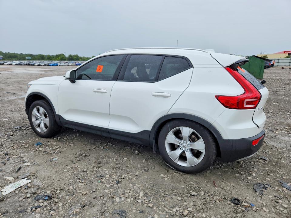 Photo 2 from auction – 2022 VOLVO XC40 with VIN YV4162UK4N2750004