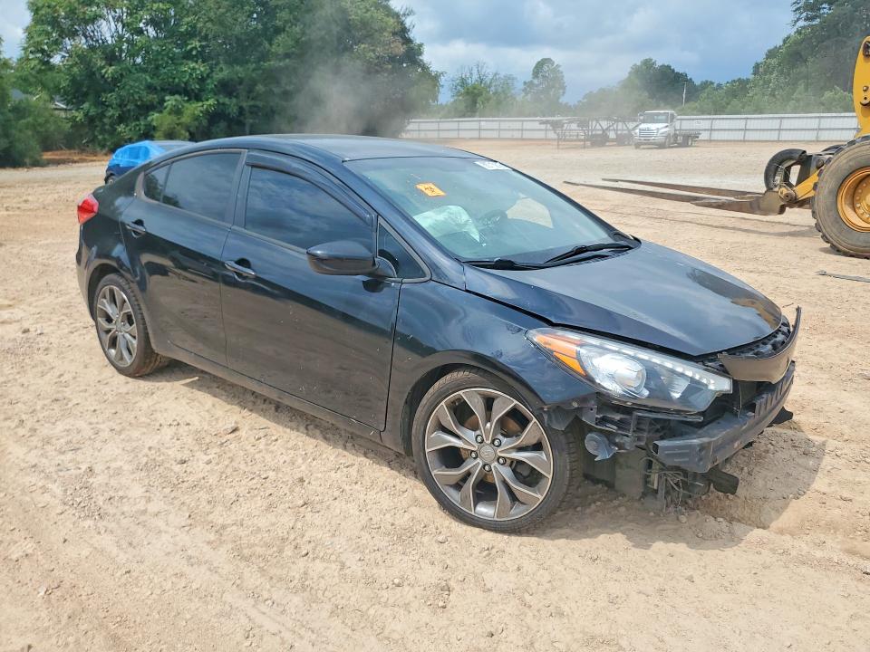 Photo 4 from auction – 2016 KIA FORTE with VIN KNAFK4A69G5570703