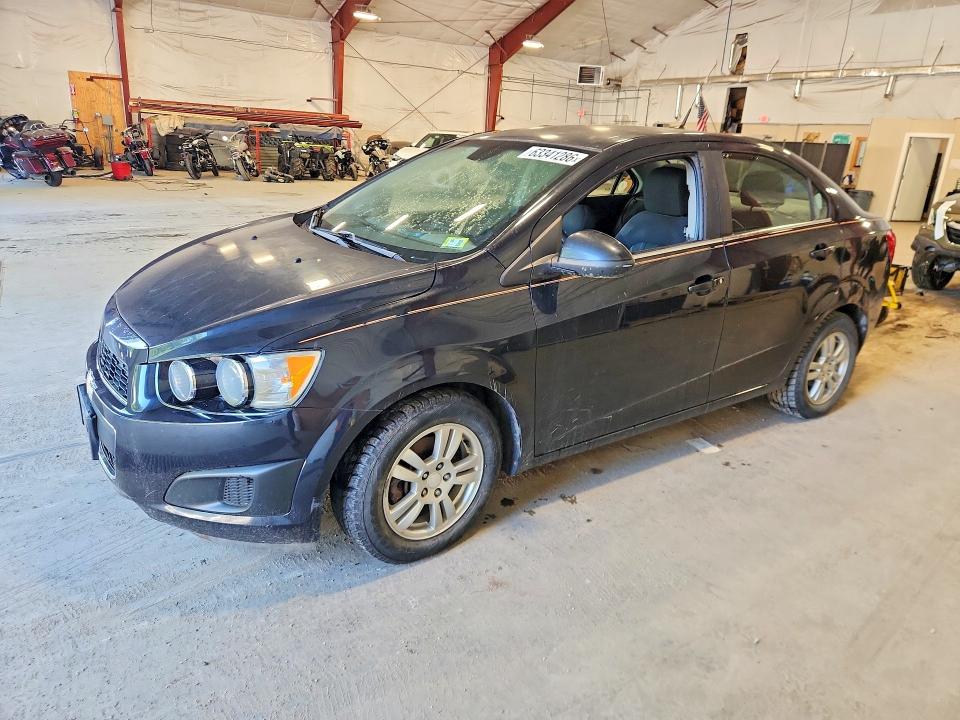CHEVROLET SONIC 2013 z numerem VIN 1G1JC5SB2D4181388 - Zdjęcie z aukcji