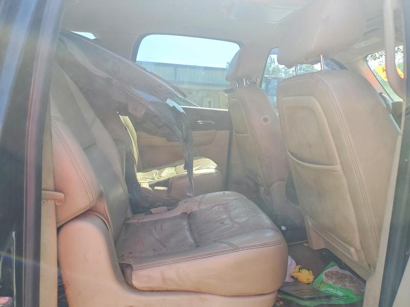 Photo 11 from auction – 2012 GMC YUKON XL with VIN 1GKS2MEF8CR216027