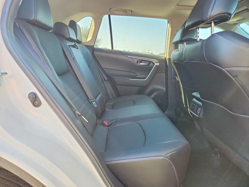 Photo 11 from auction – 2023 TOYOTA RAV4 with VIN 2T3A1RFVXPW369270
