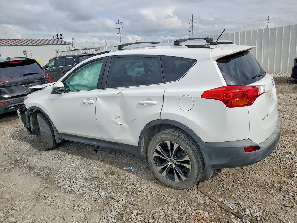 Снимка 2 от търг – 2015 TOYOTA RAV4 с VIN 2T3DFREV3FW281174