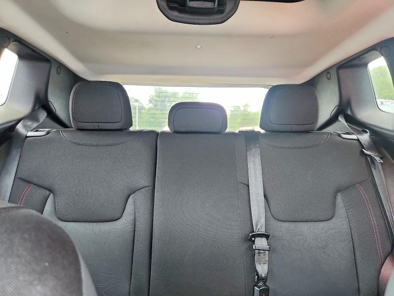 Photo 10 from auction – 2016 JEEP RENEGADE with VIN ZACCJBCT4GPD40588