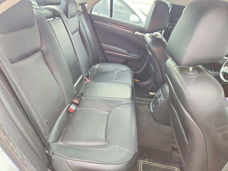 Photo 10 from auction – 2016 CHRYSLER 300C with VIN 2C3CCAEGXGH216772