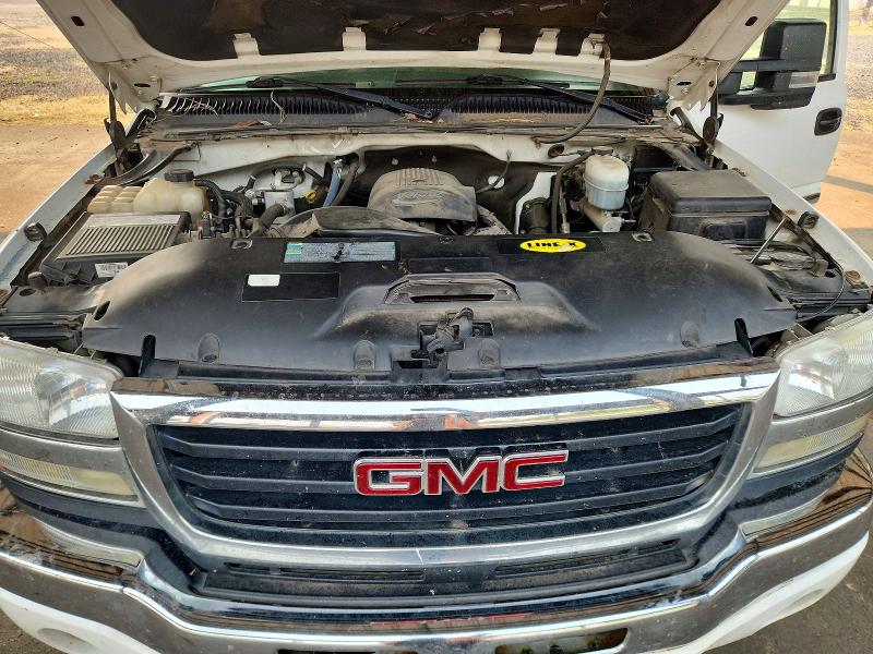 Photo 11 from auction – 2006 GMC SIERRA with VIN 1GTHK23UX6F265361