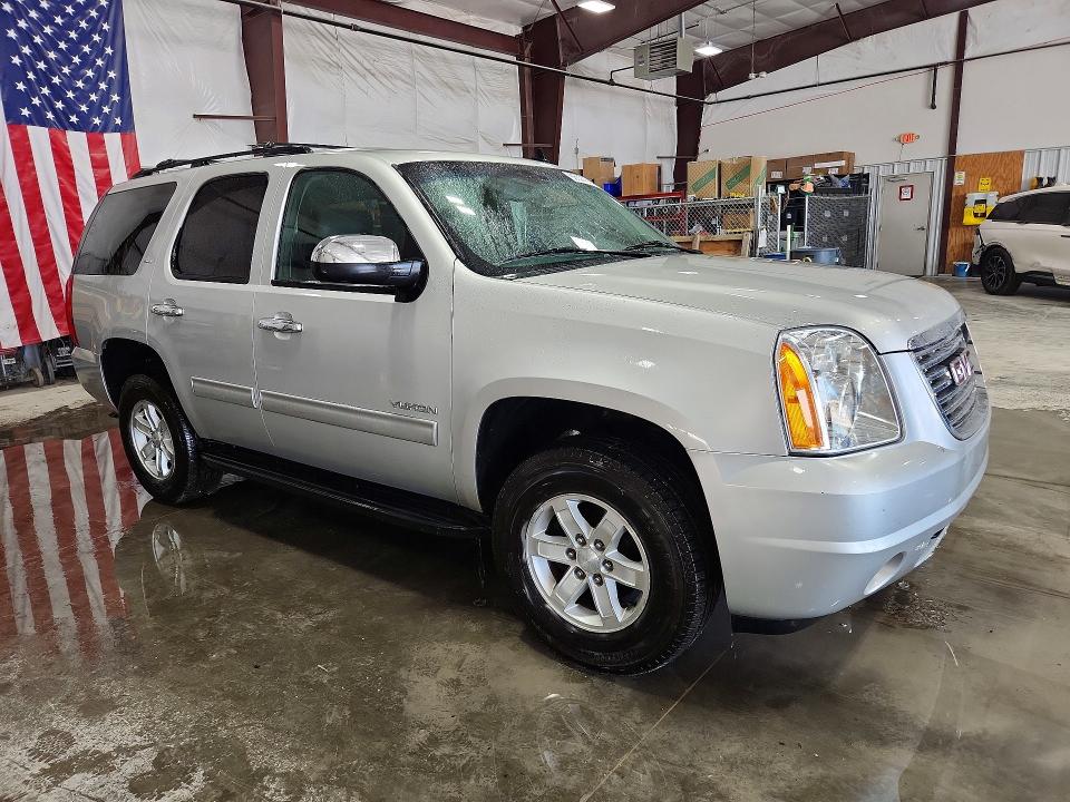 Photo 4 from auction – 2014 GMC YUKON with VIN 1GKS2CE09ER199618