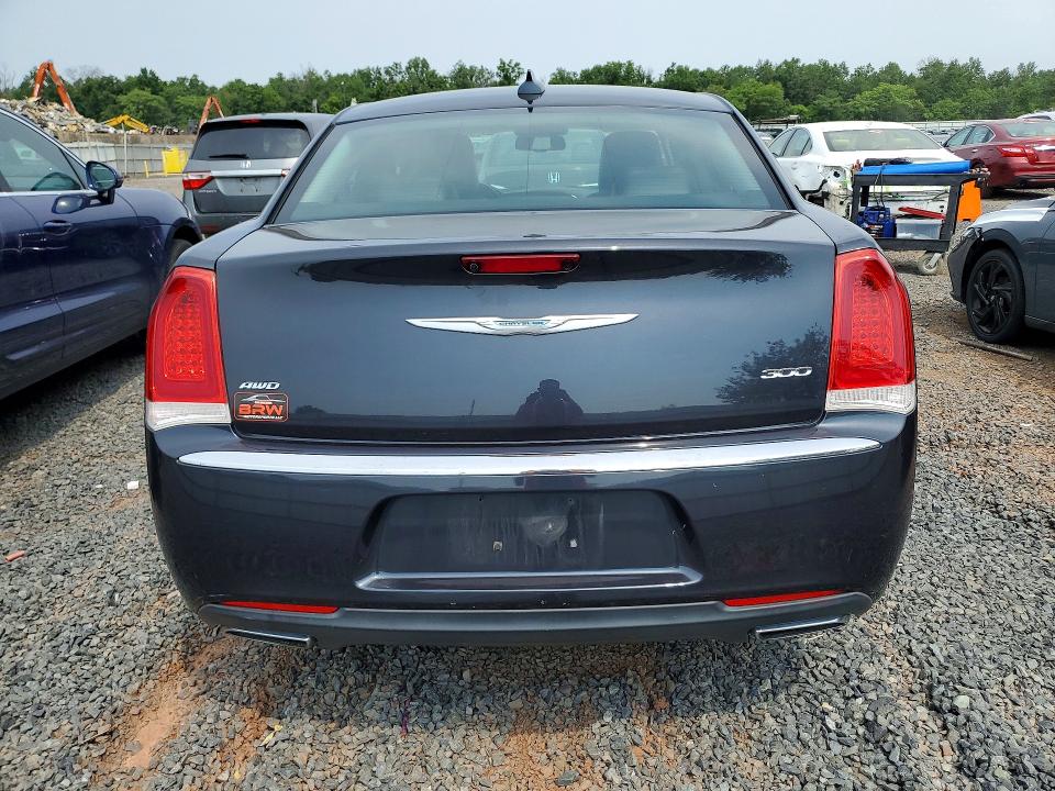 Photo 6 from auction – 2015 CHRYSLER 300 with VIN 2C3CCARG7FH760736