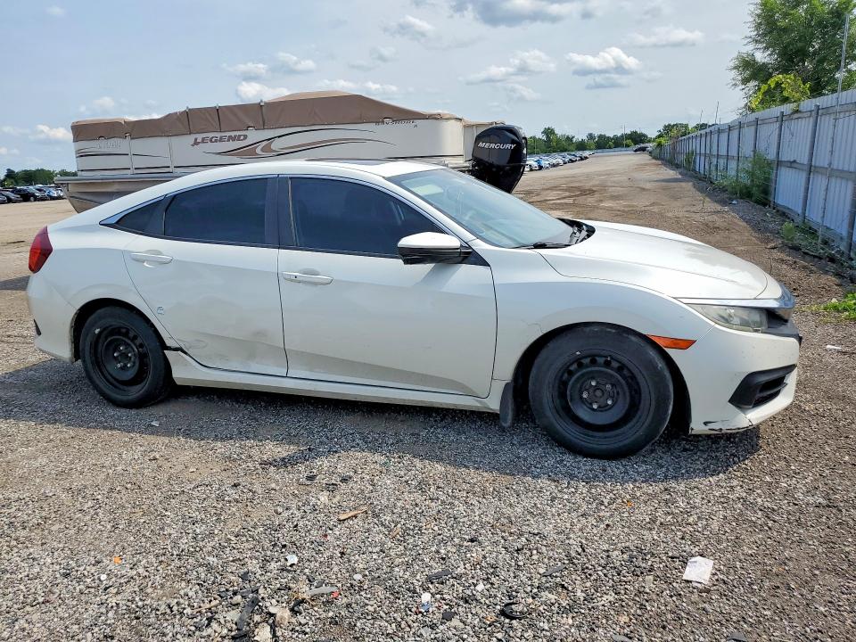 Photo 4 from auction – 2016 HONDA CIVIC with VIN 2HGFC2F77GH001798
