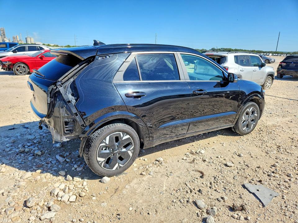 Photo 3 from auction – 2024 KIA NIRO with VIN KNDCR3L1XR5097734