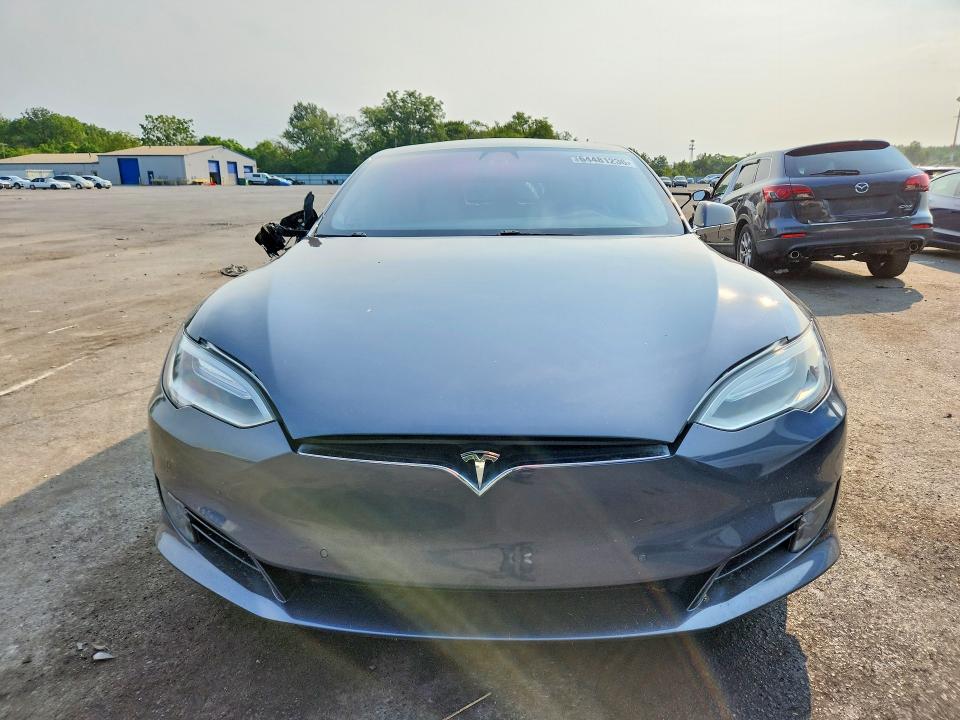 Photo 5 from auction – 2017 TESLA MODEL S with VIN 5YJSA1E15HF200057