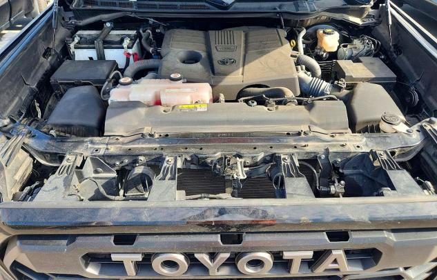 Photo 11 from auction – 2022 TOYOTA TUNDRA with VIN 5TFLA5DBXNX032343